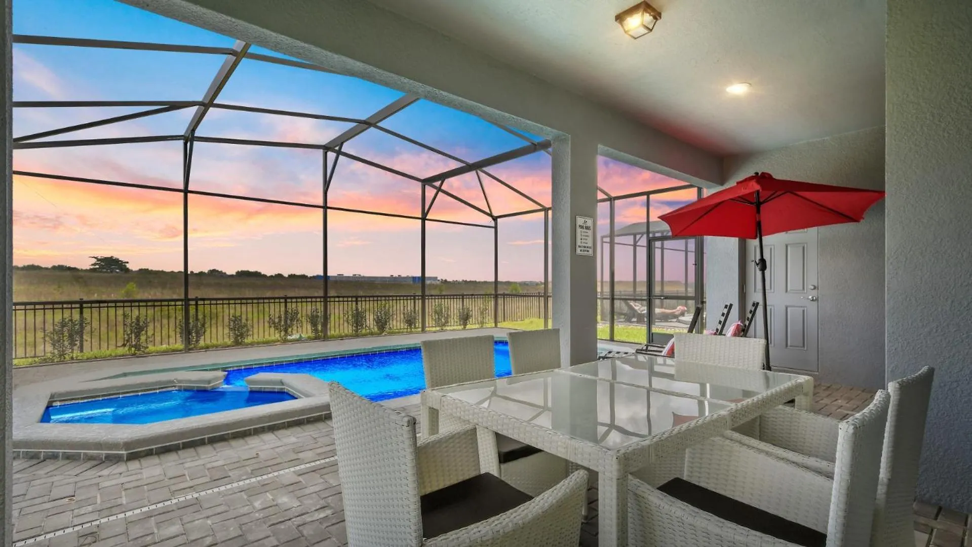 Orlando Getaway: Near Disney, Pool, Resort Davenport 0*,