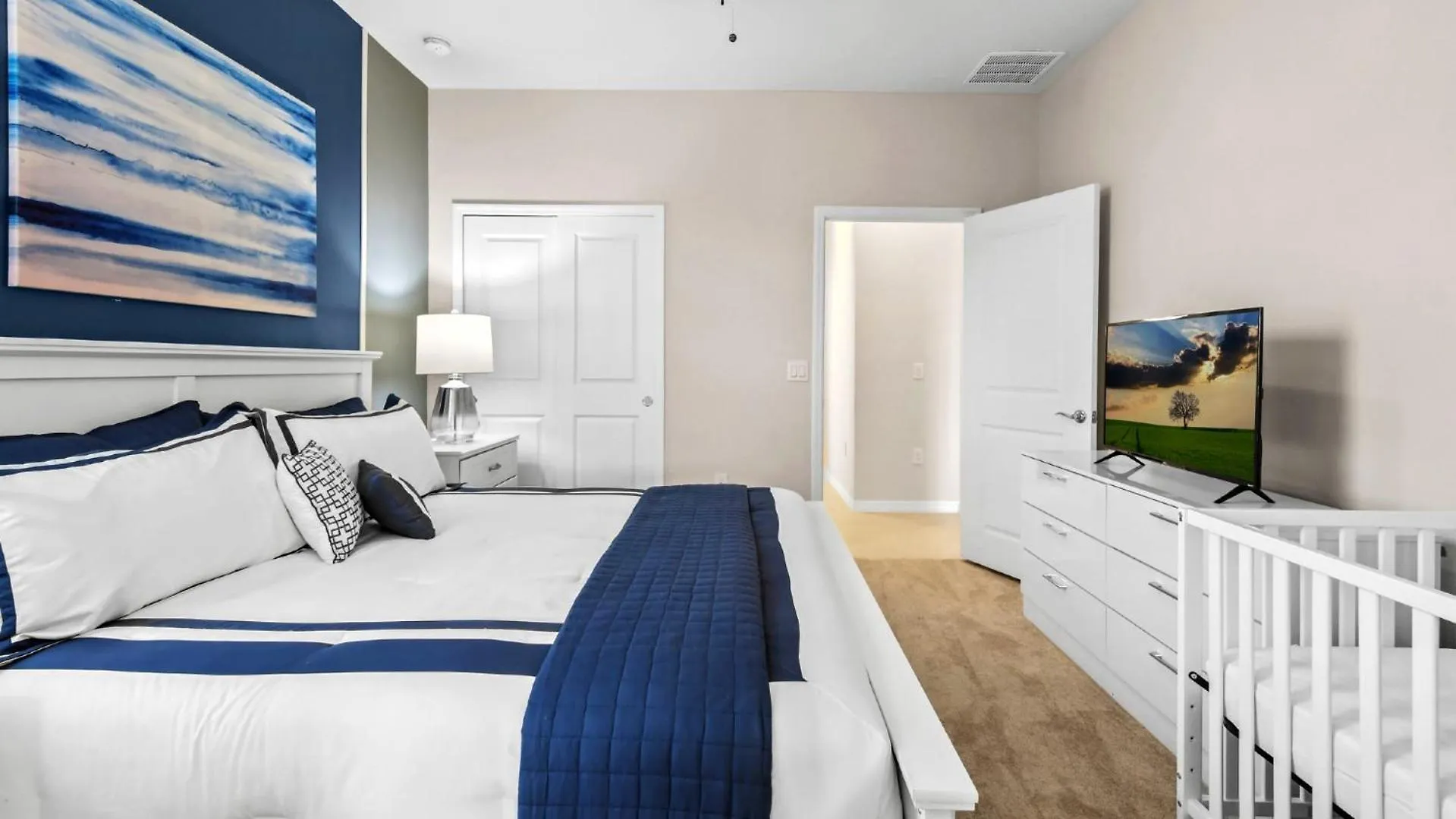Orlando Getaway: Near Disney, Pool, Resort Davenport Holiday home